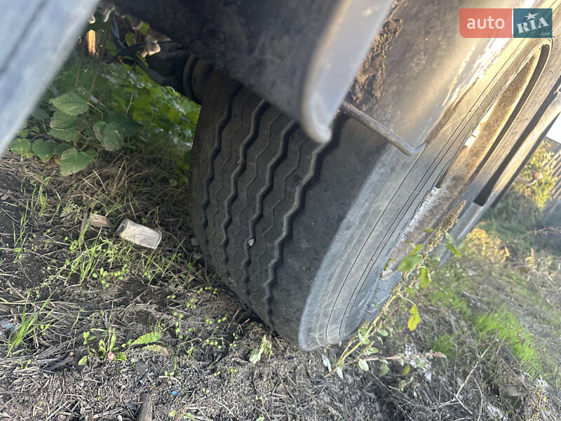 Контейнеровоз полуприцеп Renders N4TS31 2001 в Одессе