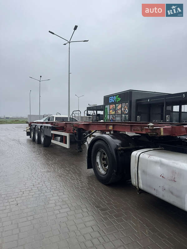 Renders N4TS31 1996 Renders N4TS31 1996