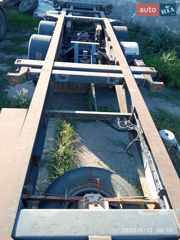 Контейнеровоз напівпричіп Renders RMAC 2000 в Ізмаїлі