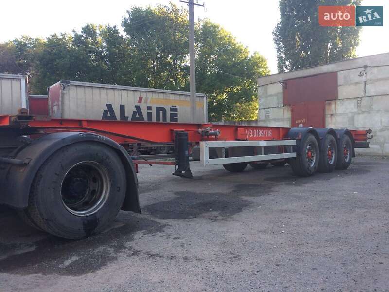 Контейнеровоз полуприцеп Renders SAF 1999 в Одессе