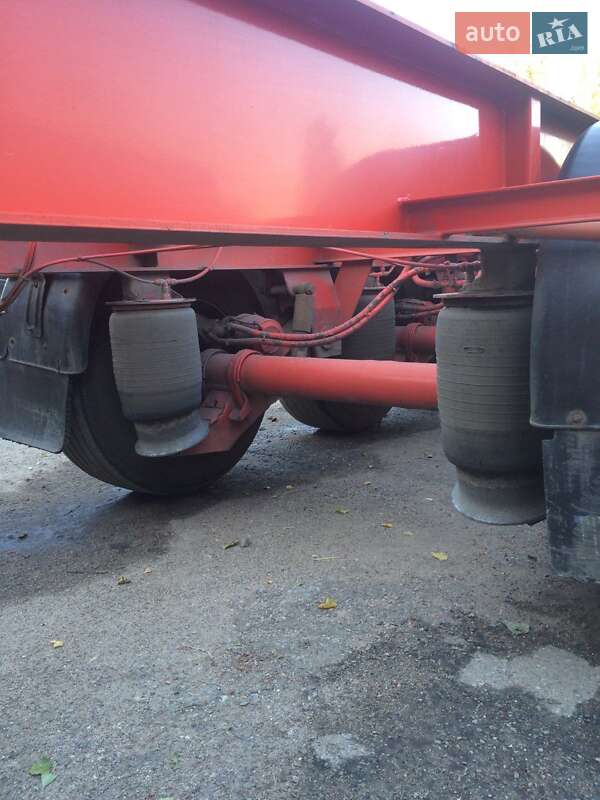 Контейнеровоз полуприцеп Renders SAF 1999 в Одессе