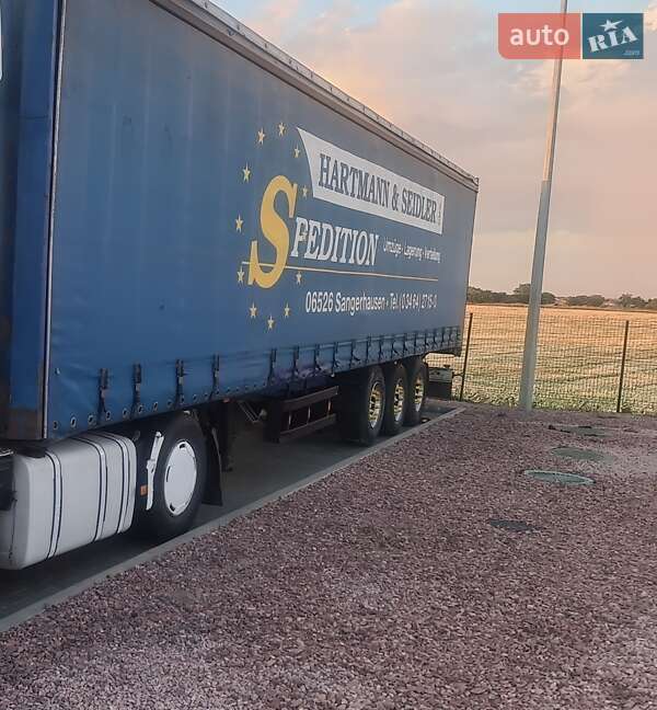 Тентованный борт (штора) - полуприцеп Renders В20 2005 в Днепре фото 9 Тентованный борт (штора) - полуприцеп Renders В20 2005 в Днепре