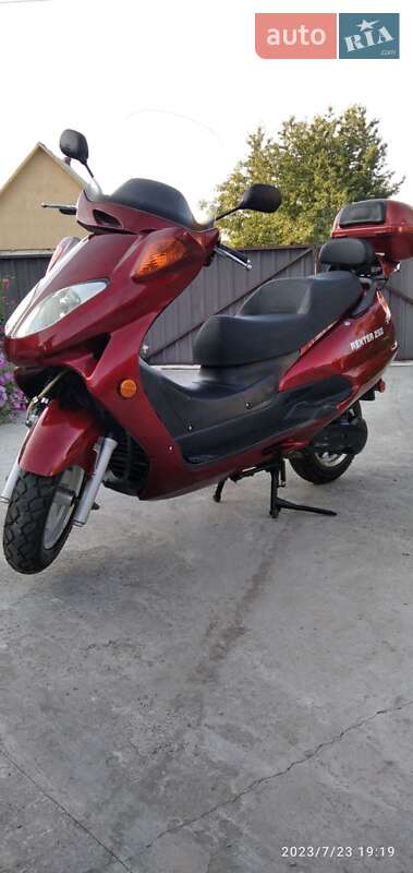 Максі-скутер Rex RS 2008 в Білій Церкві