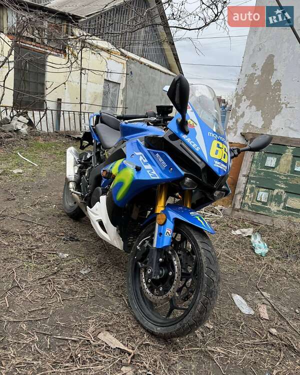 Мотоцикл Спорт-туризм Rider 250 R1M 2023 в 