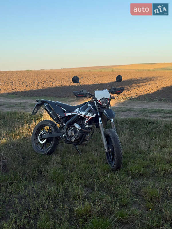 Грузовые мотороллеры, мотоциклы, скутеры, мопеды Rieju MRT 2022 в Черновцах