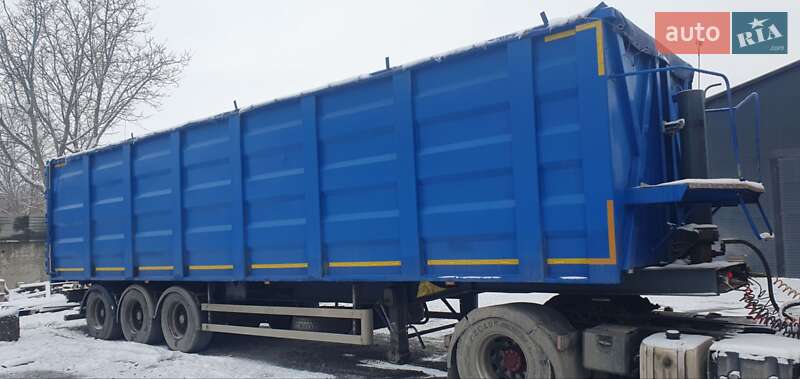 Самоскид напівпричіп Rinnen S-NA 2010 в Кам'янець-Подільському