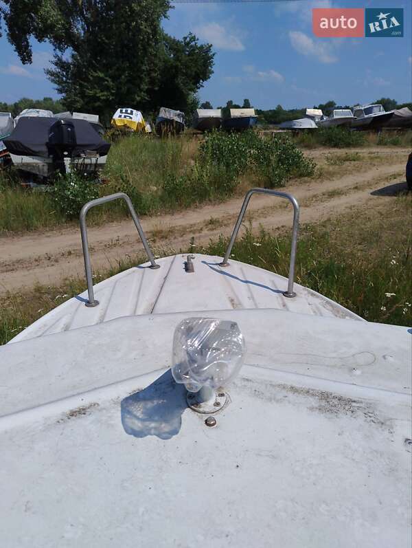 Катер Ритм М 1994 в Києві фото 17 Катер Ритм М 1994 в Києві