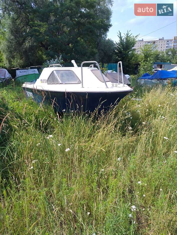 Катер Ритм М 1994 в Києві