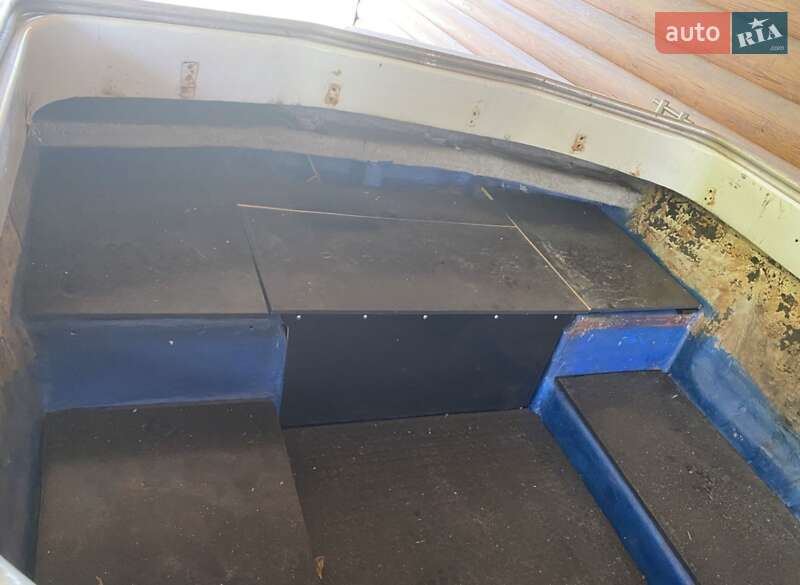 Катер Ритм М 1994 в Києві фото 27 Катер Ритм М 1994 в Києві