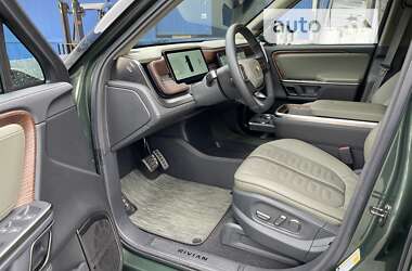 Внедорожник / Кроссовер Rivian R1S 2023 в 