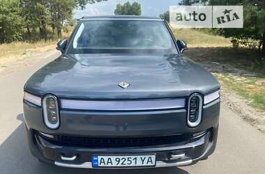 Внедорожник / Кроссовер Rivian R1S 2023 в Киеве