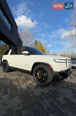 Внедорожник / Кроссовер Rivian R1S 2023 в Киеве