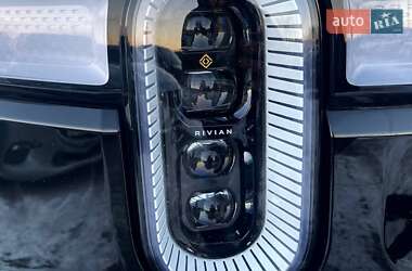 Позашляховик / Кросовер Rivian R1S 2023 в Дніпрі