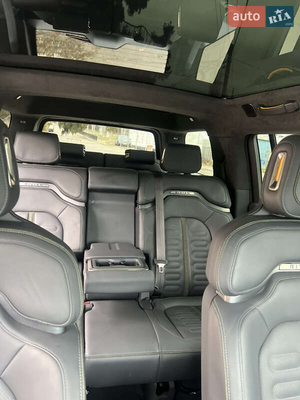 Позашляховик / Кросовер Rivian R1S 2023 в Миколаєві фото 11 Позашляховик / Кросовер Rivian R1S 2023 в Миколаєві