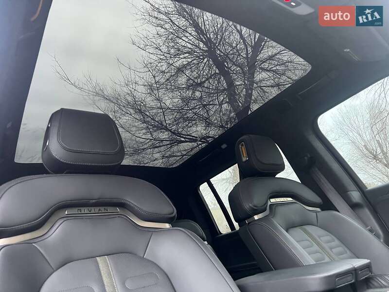Позашляховик / Кросовер Rivian R1S 2023 в Харкові