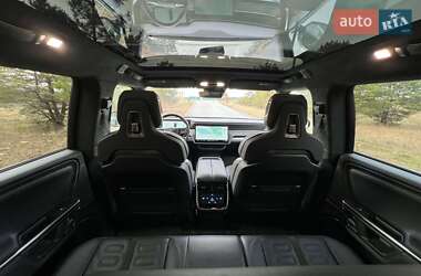 Внедорожник / Кроссовер Rivian R1S 2022 в 