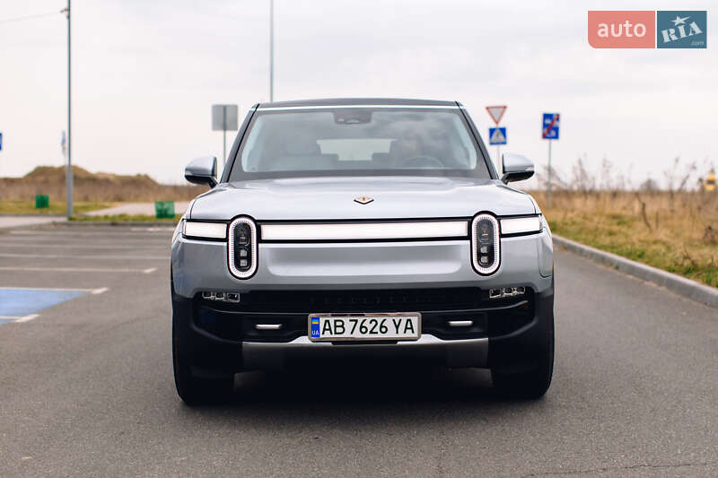 Внедорожник / Кроссовер Rivian R1S 2024 в Киеве
