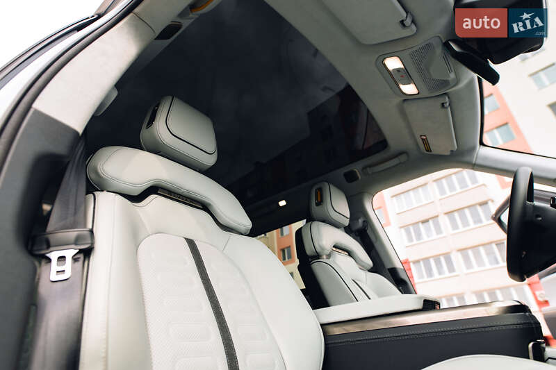 Внедорожник / Кроссовер Rivian R1S 2024 в Киеве