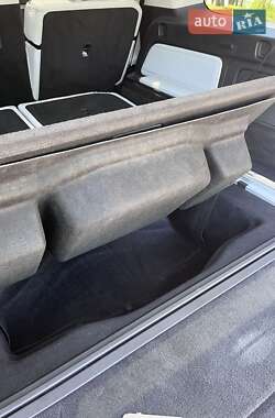 Внедорожник / Кроссовер Rivian R1S 2023 в 