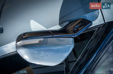 Позашляховик / Кросовер Rivian R1S 2023 в 