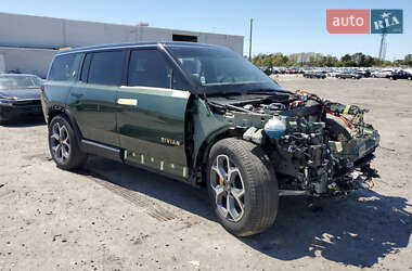 Внедорожник / Кроссовер Rivian R1S 2023 в 