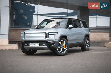 Позашляховик / Кросовер Rivian R1S 2023 в Києві