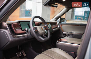 Внедорожник / Кроссовер Rivian R1S 2023 в 
