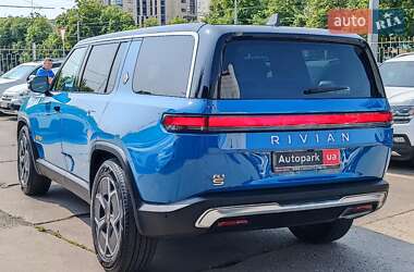 Внедорожник / Кроссовер Rivian R1S 2017 в 