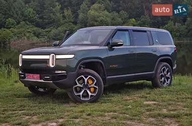 Внедорожник / Кроссовер Rivian R1S 2023 в 
