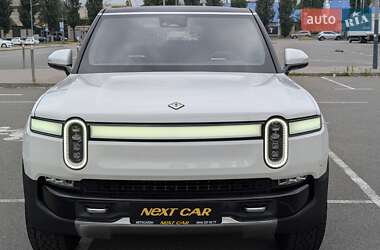 Внедорожник / Кроссовер Rivian R1S 2022 в 