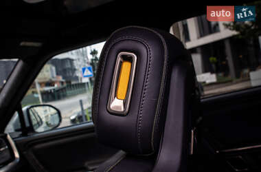 Пікап Rivian R1S 2022 в 