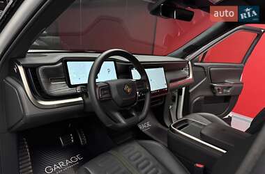 Внедорожник / Кроссовер Rivian R1S 2022 в 