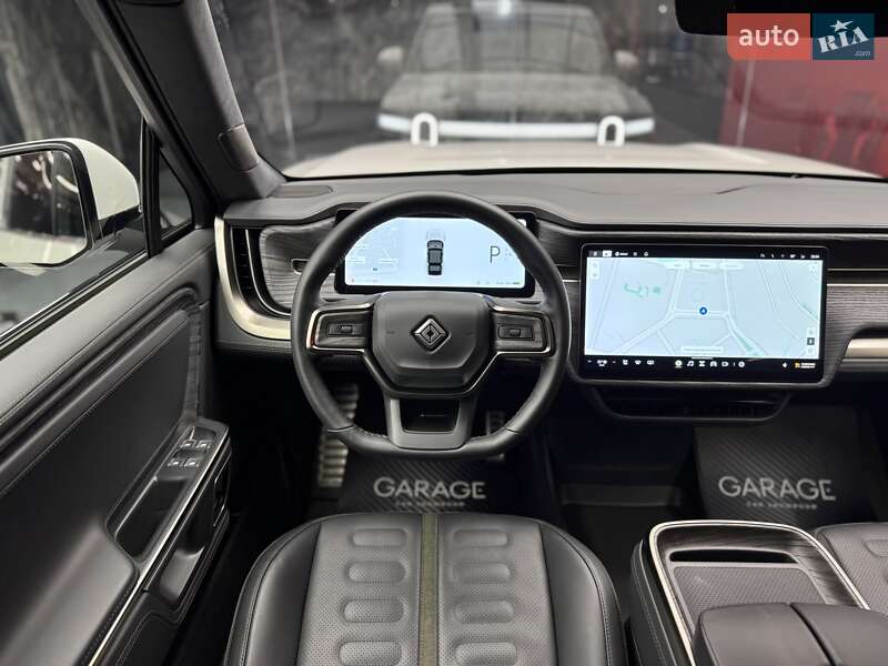 Внедорожник / Кроссовер Rivian R1S 2022 в Киеве