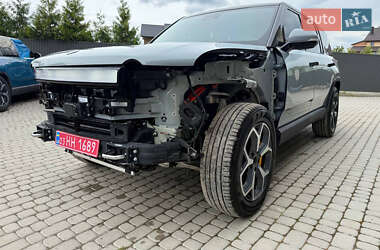 Позашляховик / Кросовер Rivian R1S 2023 в 