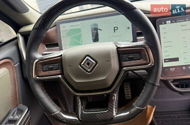 Позашляховик / Кросовер Rivian R1S 2023 в 