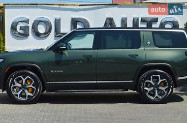 Позашляховик / Кросовер Rivian R1S 2023 в 