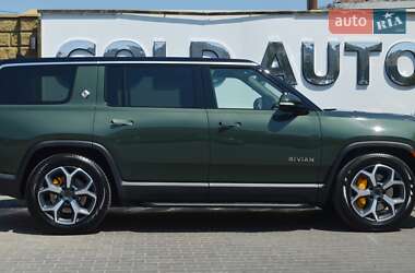 Позашляховик / Кросовер Rivian R1S 2023 в 