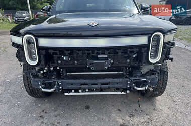 Позашляховик / Кросовер Rivian R1S 2023 в 