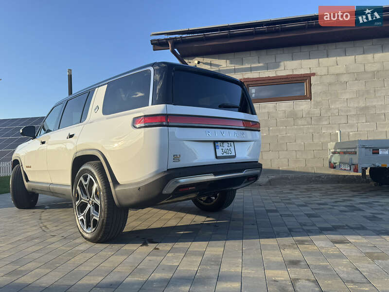 Універсал Rivian R1S 2024 в Дніпрі
