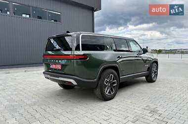 Позашляховик / Кросовер Rivian R1S 2023 в 