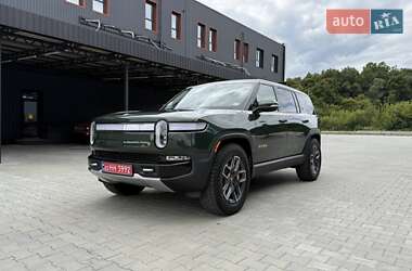 Позашляховик / Кросовер Rivian R1S 2023 в 