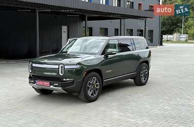 Позашляховик / Кросовер Rivian R1S 2023 в 