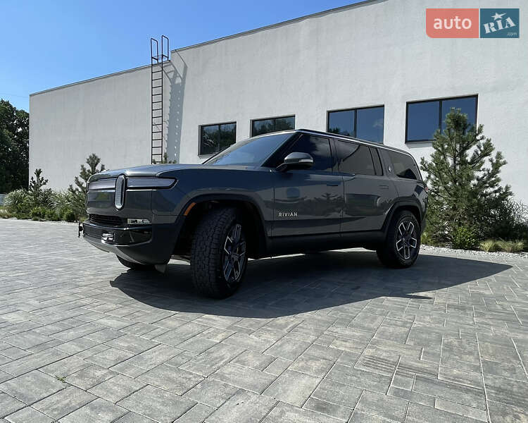 Позашляховик / Кросовер Rivian R1S 2023 в Луцьку