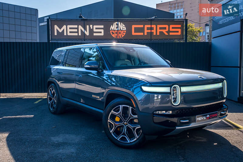 Позашляховик / Кросовер Rivian R1S 2023 в 