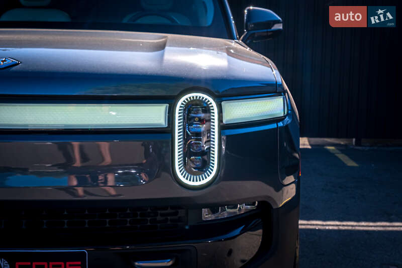 Позашляховик / Кросовер Rivian R1S 2023 в Києві
