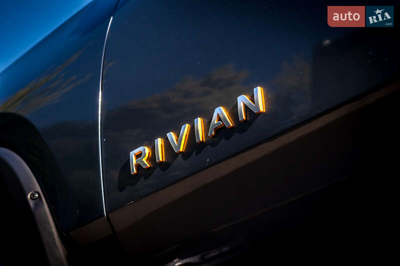 Позашляховик / Кросовер Rivian R1S 2023 в Києві
