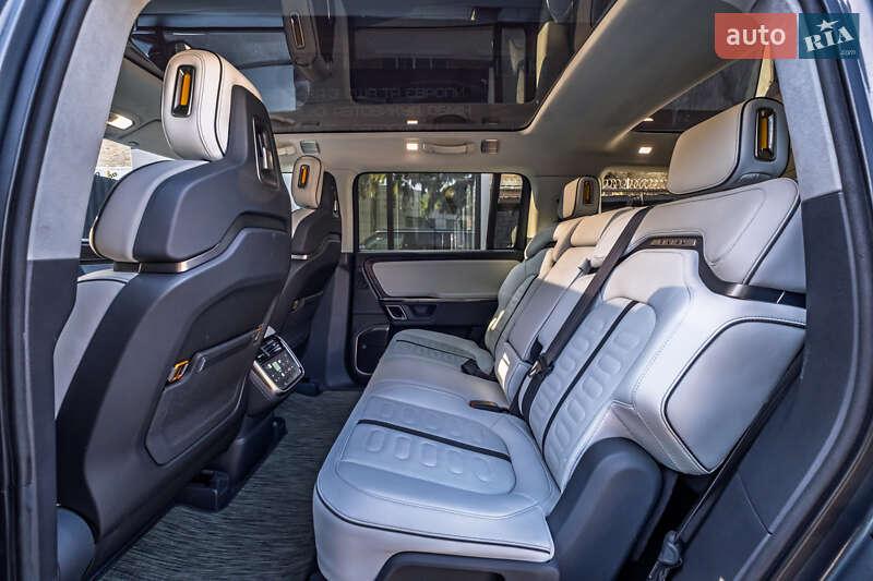 Позашляховик / Кросовер Rivian R1S 2023 в Києві