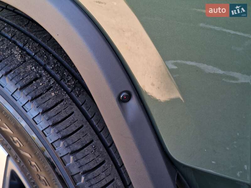 Внедорожник / Кроссовер Rivian R1S 2023 в Одессе
