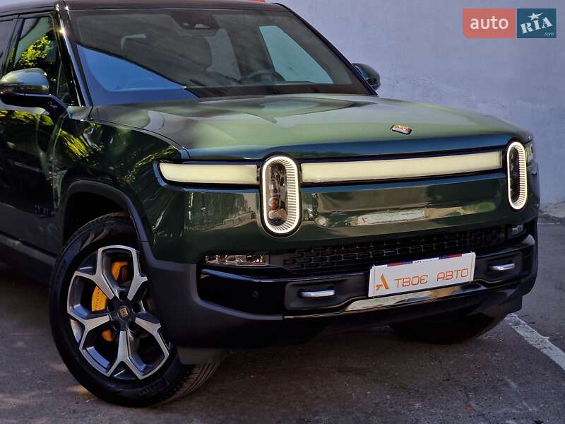 Внедорожник / Кроссовер Rivian R1S 2023 в Одессе