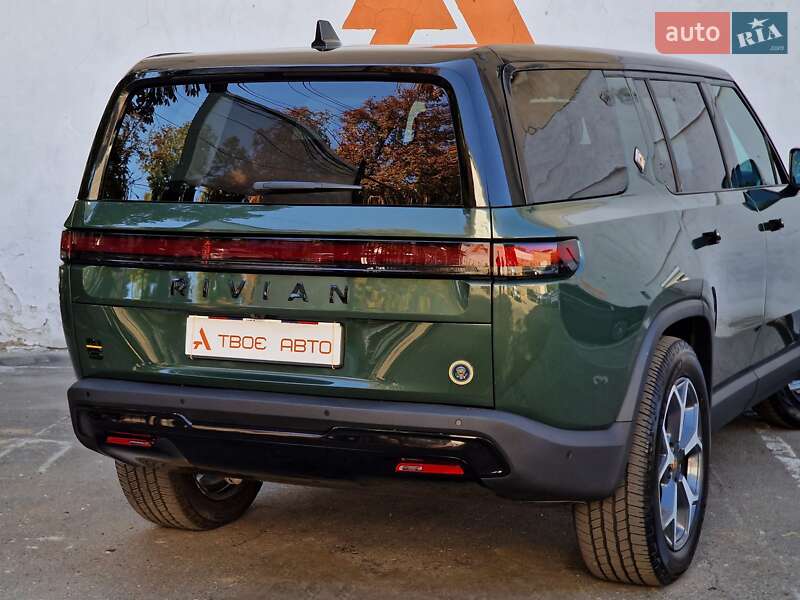 Внедорожник / Кроссовер Rivian R1S 2023 в Одессе
